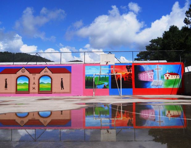 Painted in - Pintado en, Honduras