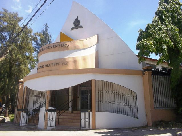SDA Church - Iglesia adventista en / in Tegucijalpa, Honduras - Adventist  Art - Arte Adventista